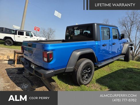 New 2026 Jeep Gladiator Sport image 14