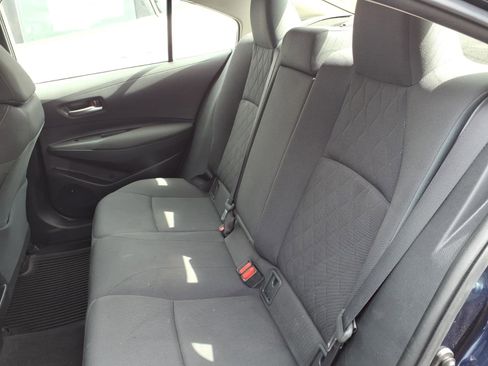Used 2020 Toyota Corolla LE FWD image 8