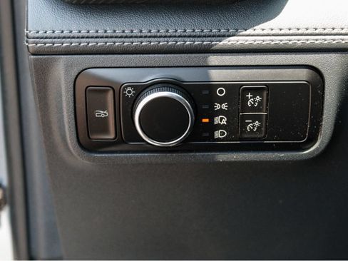 Used 2024 Ford Mustang GT Premium RWD image 11