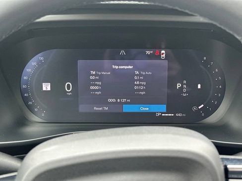Certified 2026 Volvo XC40 B5 Plus AWD/4WD image 25