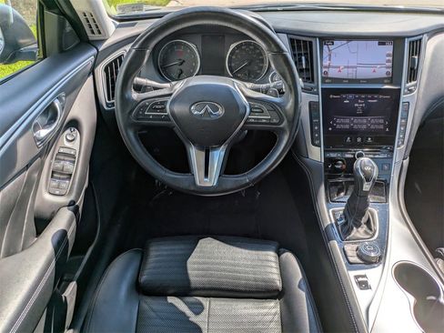 Used 2018 INFINITI Q50 Sport image 15
