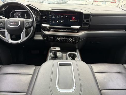 Used 2022 GMC Sierra 1500 SLT AWD/4WD image 9