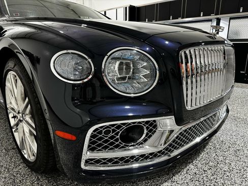 Used 2021 Bentley Flying Spur W12 AWD/4WD image 9