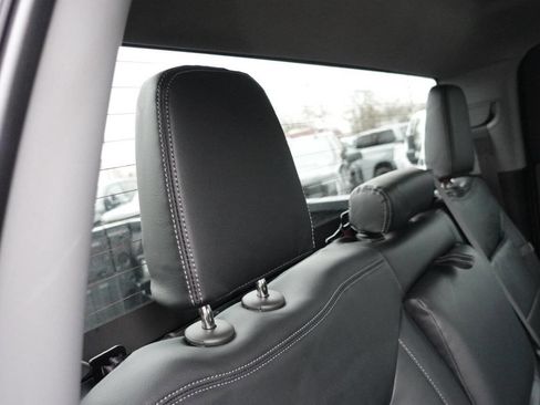 Used 2023 GMC Sierra 1500 Elevation image 34