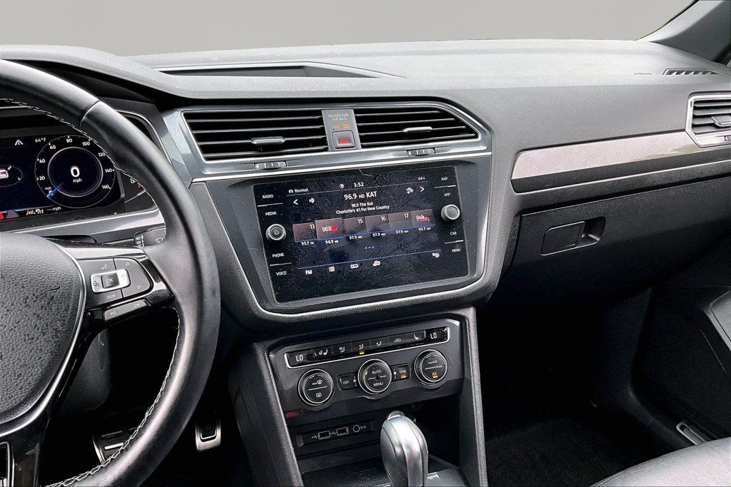 Used 2020 Volkswagen Tiguan SEL Premium R-Line AWD/4WD image 9