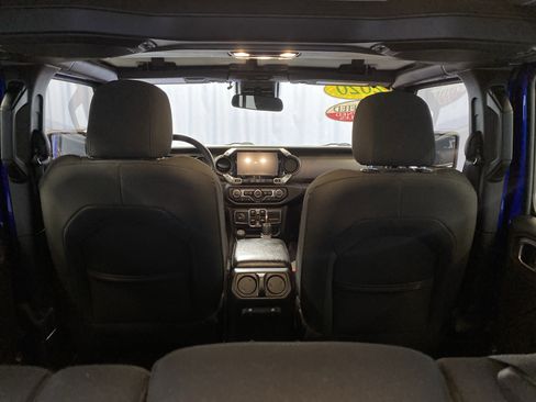 Used 2020 Jeep Wrangler Unlimited Sport S image 32