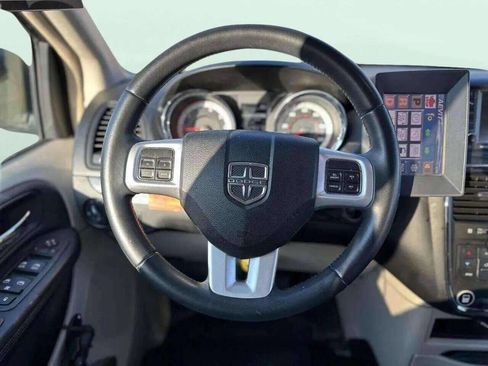 Used 2012 Dodge Grand Caravan Crew w/ Crew Value Pkg image 26