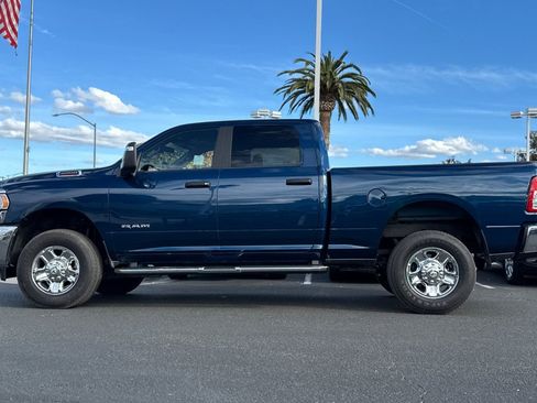 Used 2024 RAM 2500 Big Horn w/ Bed Utility Group image 8