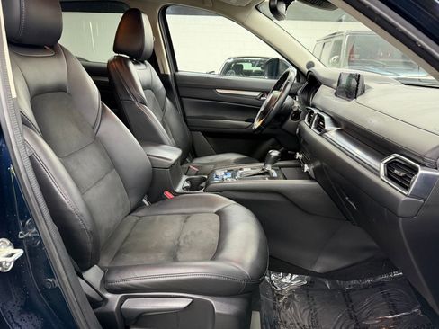 Used 2019 MAZDA CX-5 Touring image 23