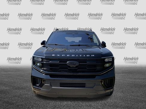 Used 2025 Ford Expedition Max Active image 3