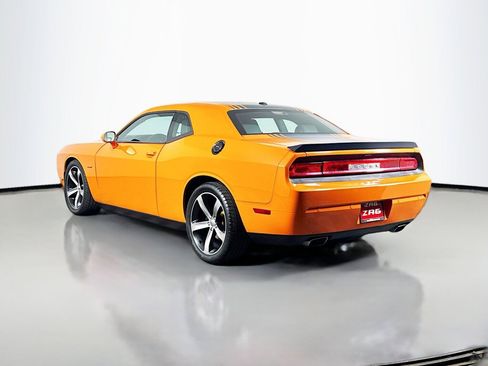 Used 2014 Dodge Challenger R/T w/ Premium Sound Group image 3