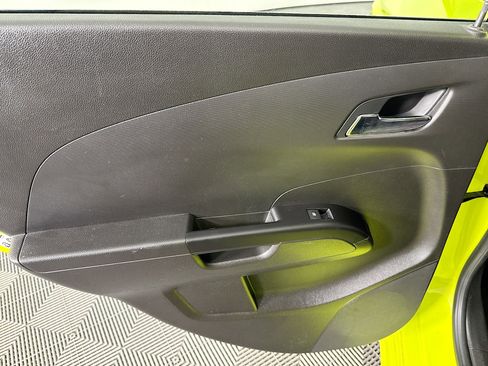 Used 2019 Chevrolet Sonic LT image 24