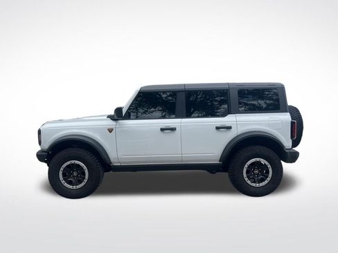 Used 2024 Ford Bronco Badlands w/ Sasquatch Package AWD/4WD image 8