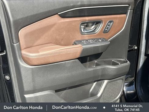 Used 2025 Honda Pilot Elite image 7