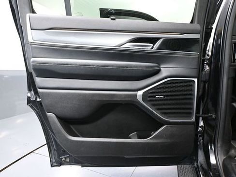 Used 2022 Jeep Wagoneer Series II image 42