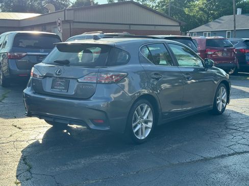 Used 2015 Lexus CT 200h image 4