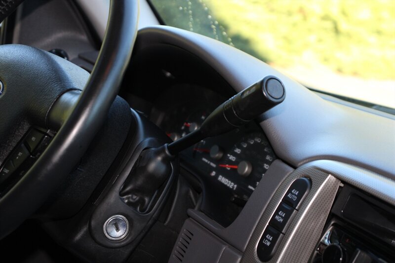 Used 2003 Ford Explorer XLT AWD/4WD image 6