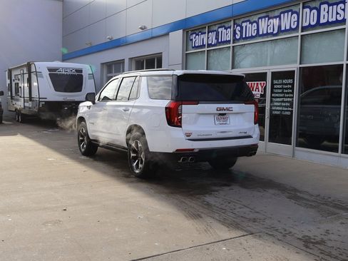 New 2025 GMC Yukon AT4 Ultimate image 8
