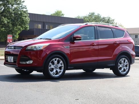 Used 2016 Ford Escape Titanium w/ Equipment Group 301A AWD/4WD image 11