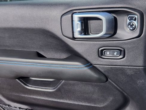 Used 2024 Jeep Wrangler High Altitude image 7