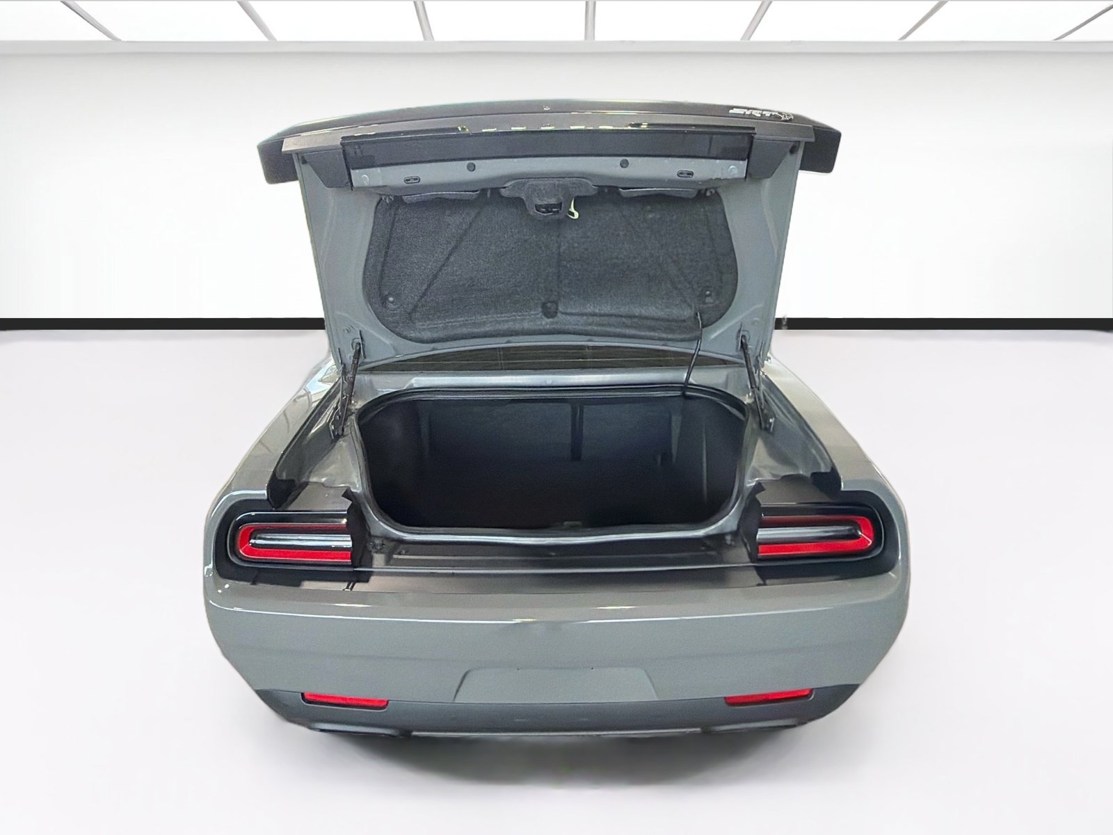 Used 2023 Dodge Challenger SRT Hellcat RWD image 18