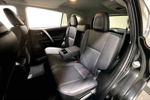 Used 2018 Toyota RAV4 Limited AWD/4WD image 26