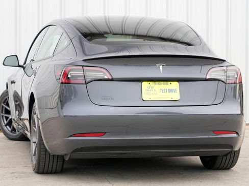 Used 2023 Tesla Model 3 Standard Range image 6