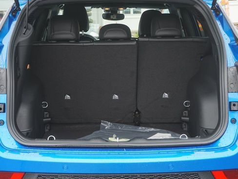 New 2026 Jeep Compass Limited image 6