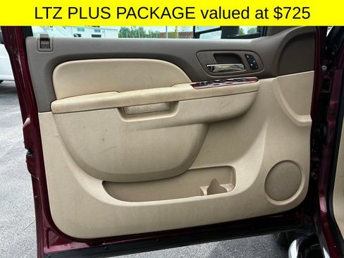 Used 2013 Chevrolet Silverado 2500 LTZ w/ LTZ Plus Package RWD image 4
