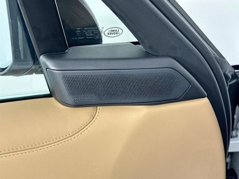 New 2026 Land Rover Range Rover SE image 21