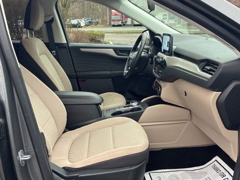 Used 2022 Ford Escape SE w/ Convenience Package AWD/4WD image 11