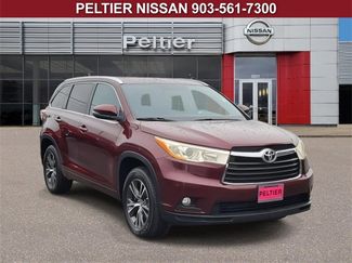 Used 2016 Toyota Highlander XLE image 1