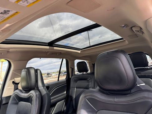 Used 2020 Lincoln Aviator Reserve w/ Equipment Group 202A image 33