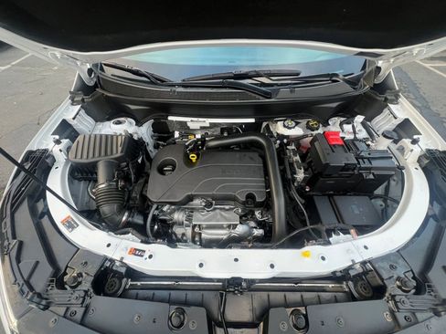 Used 2025 Chevrolet Equinox LT image 31