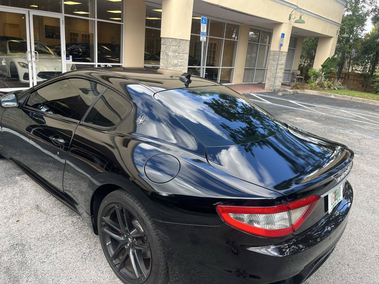 Used 2018 Maserati GranTurismo Sport RWD image 9