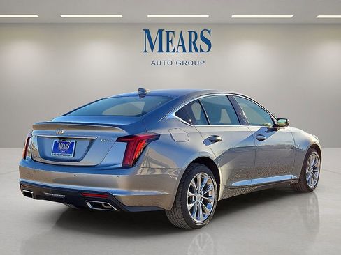 Used 2023 Cadillac CT5 Luxury image 5
