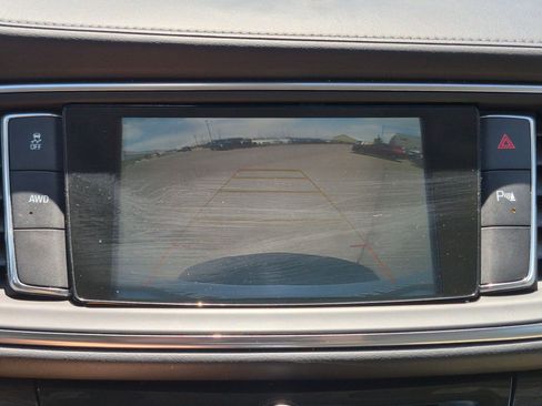 Used 2019 Buick Enclave Essence AWD/4WD image 22