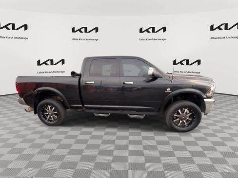 Used 2018 RAM 2500 Laramie AWD/4WD image 2