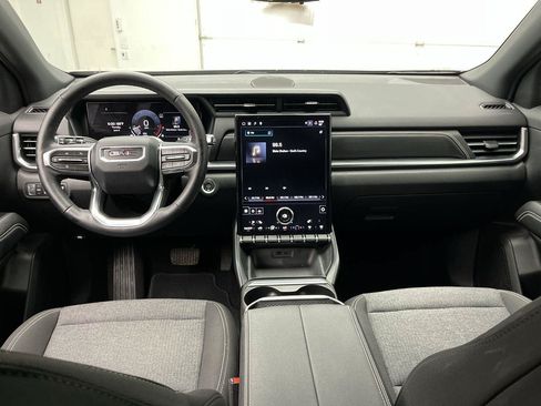 Certified 2025 GMC Terrain Elevation w/ Technology Package II AWD/4WD image 3