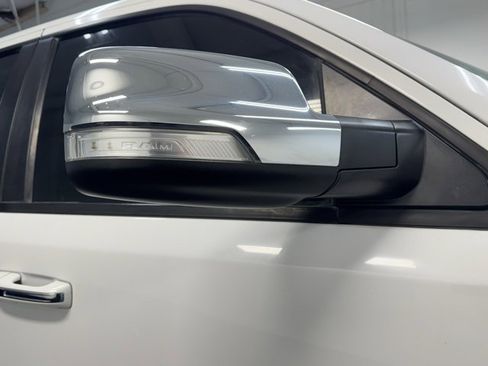 Used 2020 RAM 1500 Laramie image 39