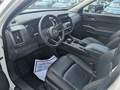 Certified 2023 Nissan Pathfinder SL w/ SL Premium Package AWD/4WD image 12
