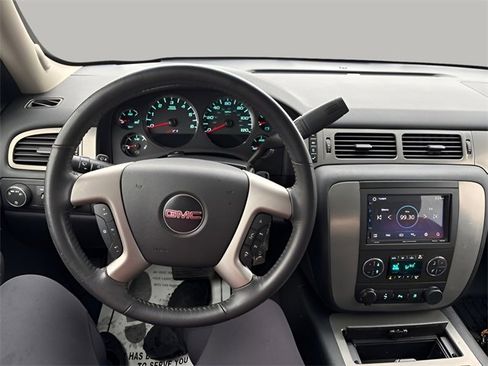 Used 2009 GMC Sierra 1500 SLE w/ All-Terrain Package image 9