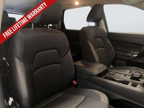 Used 2026 Nissan Pathfinder S AWD/4WD image 30