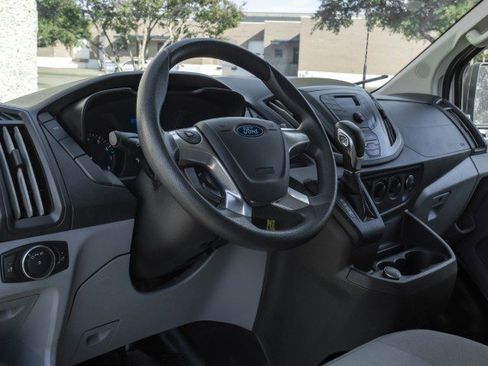 Used 2019 Ford Transit 250 130 Low Roof image 2