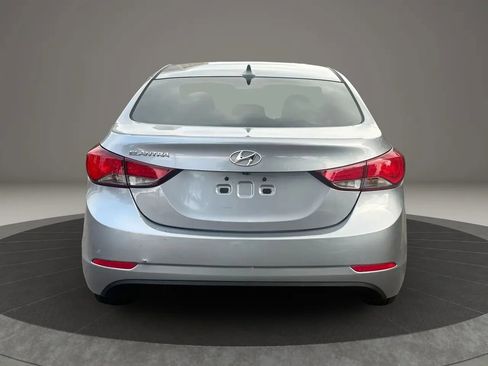 Used 2015 Hyundai Elantra SE w/ Option Group 02 image 5