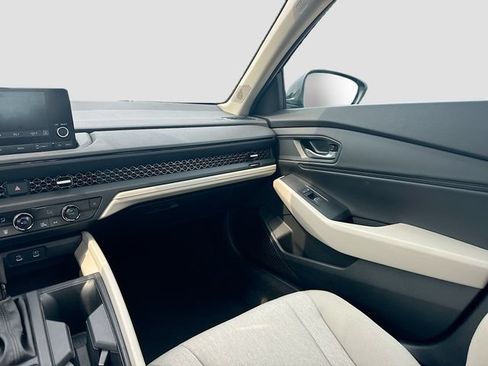 Used 2025 Honda Accord SE image 26