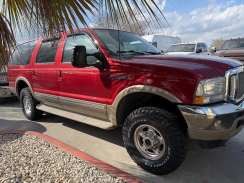 Used 2002 Ford Excursion Limited image 1