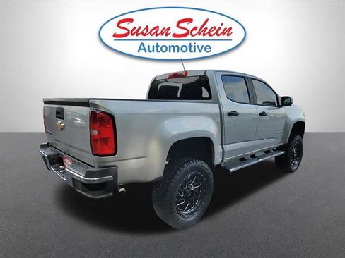 Used 2019 Chevrolet Colorado W/T RWD image 23