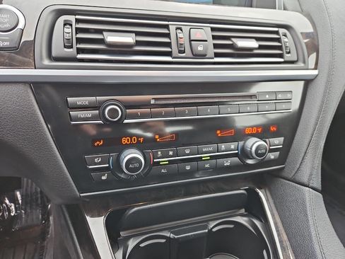 Used 2013 BMW 650i xDrive Convertible image 21