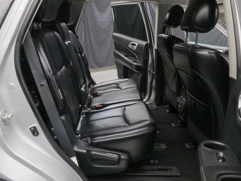 Used 2020 Nissan Pathfinder SL image 12